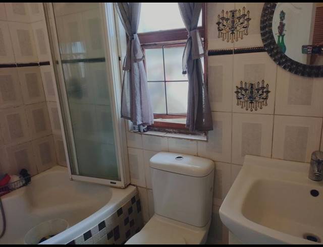 3 BEDROOM HOUSE FOR SALE IN MOUNT VERNON